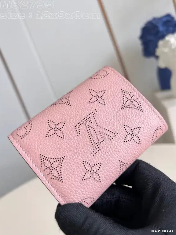 Affordable XS VUITTON Iris LOUIS Wallet-12*9.5*3CM 0626